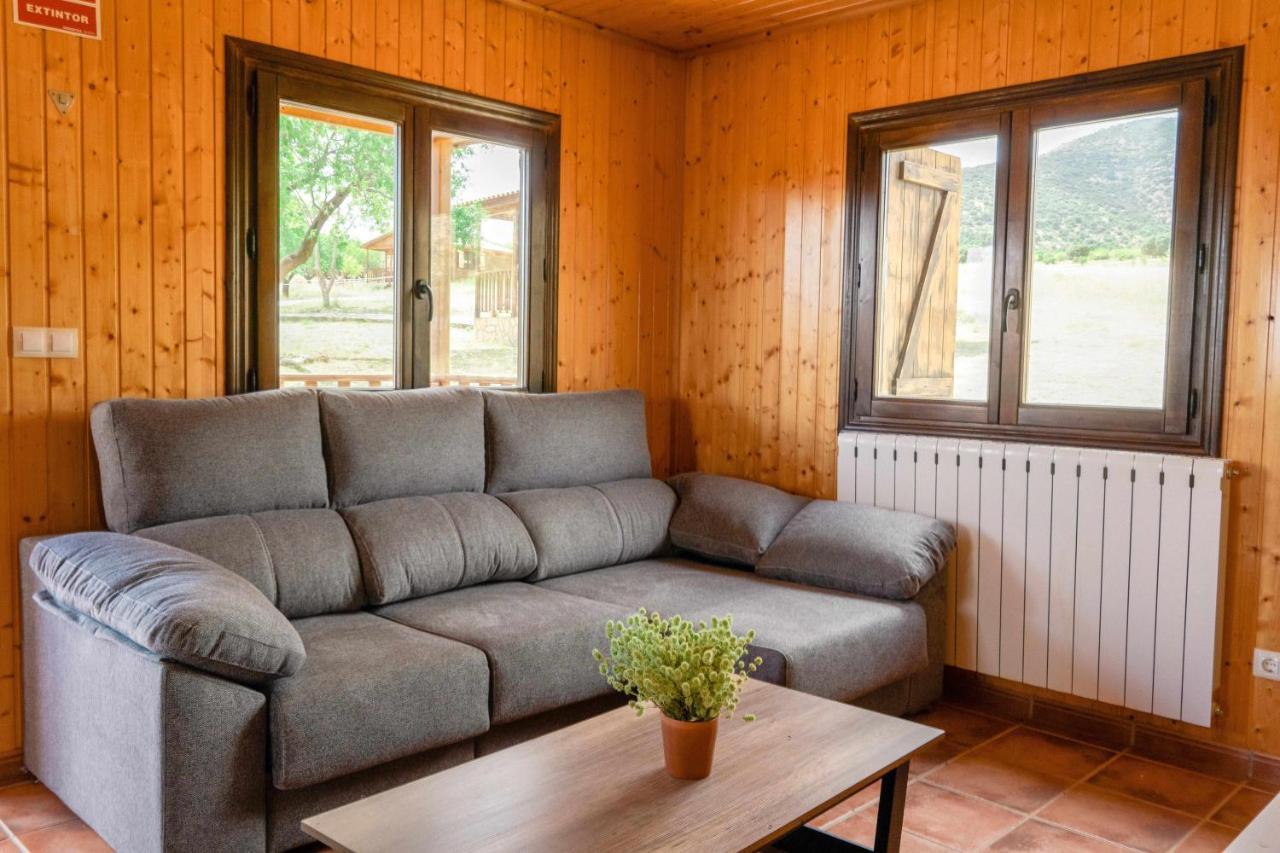 Aldea Los Odres - Cabañas de Madera de 1ª recién Reformadas con Piscina y BBQ Privada Moratalla  Esterno foto