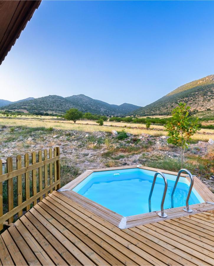 Aldea Los Odres - Cabañas de Madera de 1ª recién Reformadas con Piscina y BBQ Privada Moratalla  Esterno foto