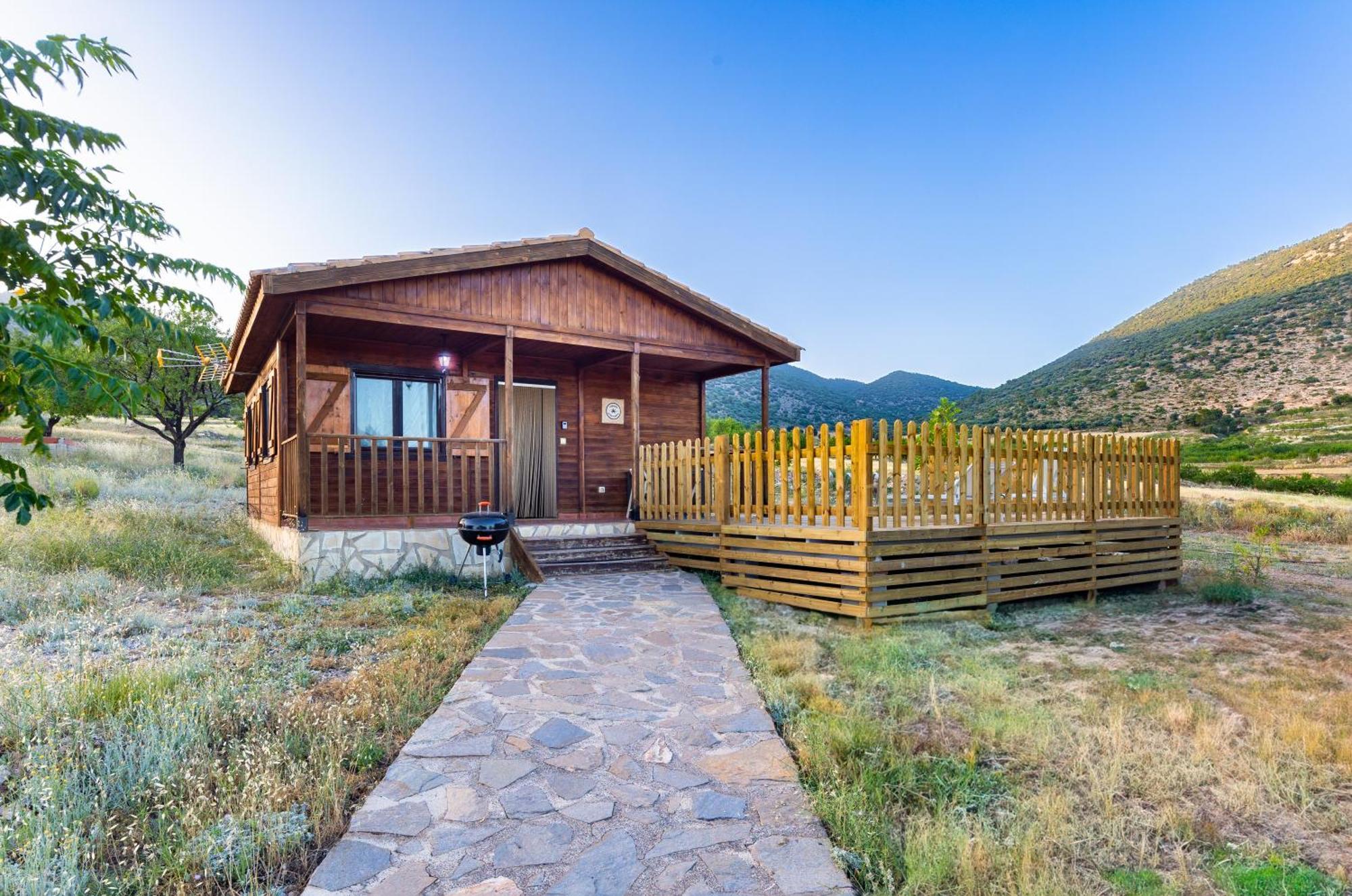 Aldea Los Odres - Cabañas de Madera de 1ª recién Reformadas con Piscina y BBQ Privada Moratalla  Esterno foto